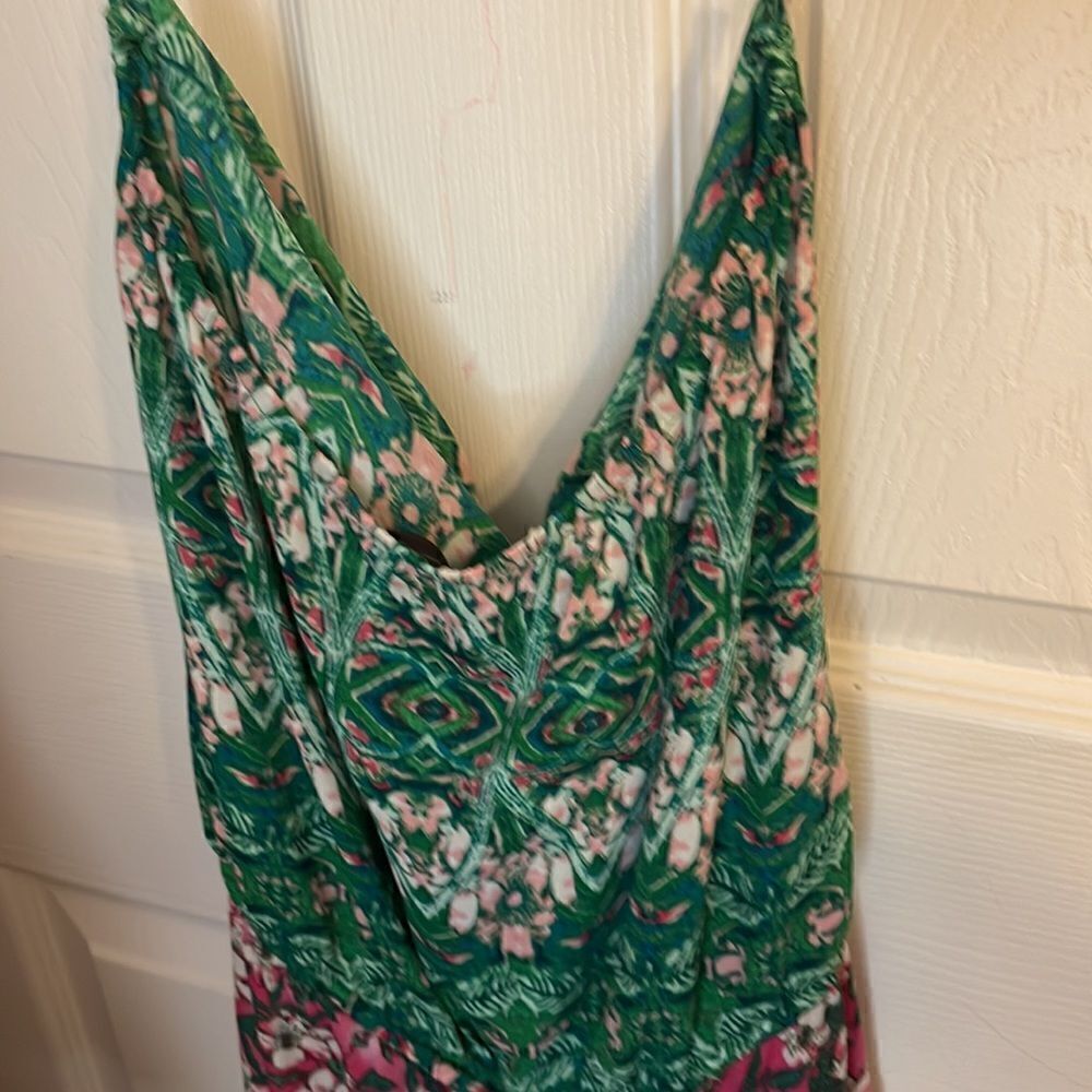 BCBG MaxAzria Romper. EUC size Xsmall - Picture 7 of 10
